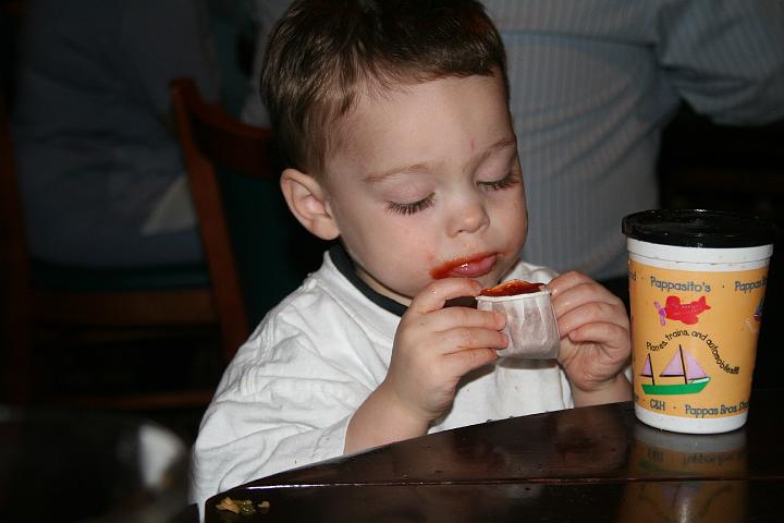 Grant's 2 year birthday007.JPG